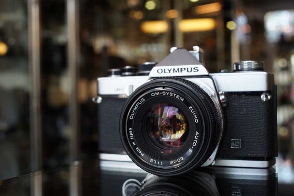 Olympus OM-2 + 50mm F/1.8 lens, small issues, OUTLET