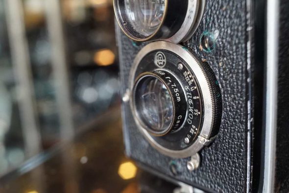 Rolleiflex Original with 75mm F/3.8, in leather case