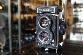 Seagull 4A-1 Chinese made TLR camera, boxed