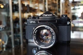 Canon F-1 + FD 50mm f/1.4 Chrome nose