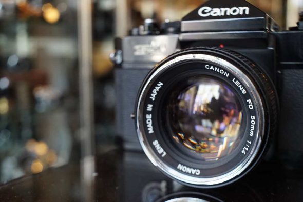 Canon F-1 + FD 50mm f/1.4 Chrome nose