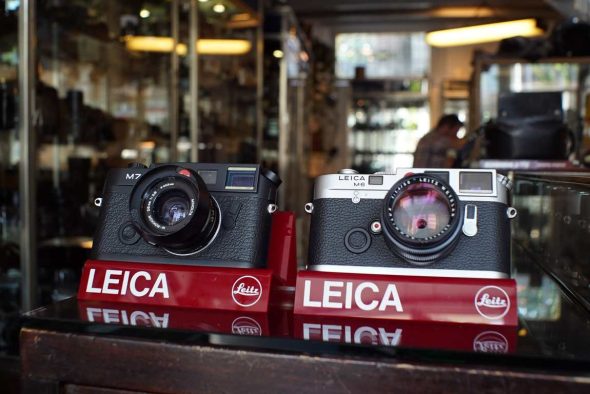 Leica Leitz Red plastic display stands for M or LTM camera