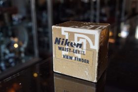 Nikon DW-1 waist level viewfinder chrome for Nikon F2, boxed