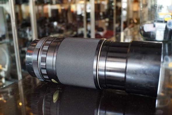 Pentax Super Multi Coated 300mm F/4 Takumar lens for 67
