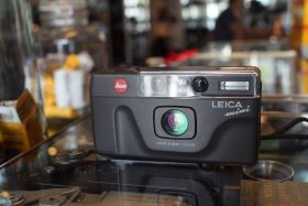 Leica Mini compact camera w/ Elmar 35mm f/3.5 lens