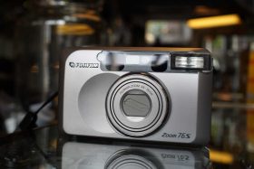Fujifilm Zoom 76S compact camera w/ 38-76mm lens
