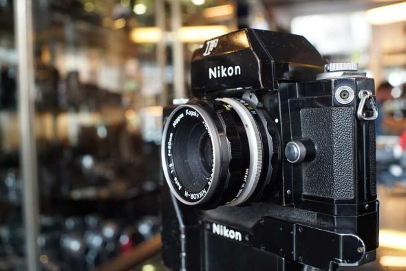 Nikon F black with Photomic finder and motor + Nikkor-H 50mm F2 lens
