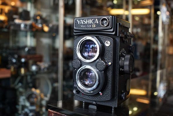 Yashica MAT-124 G TLR w/ Yashinon 75mm f/3.5