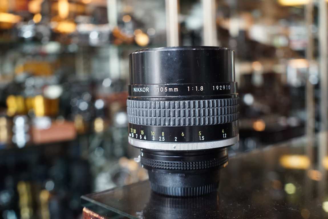 Nikon 105mm F/1.8 AI-S lens - Fotohandel Delfshaven / MK Optics