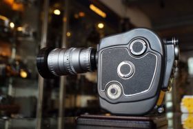 Beaulieu Reflex control 8mm camera w/ Angenieux 6.5-52mm f/1.8