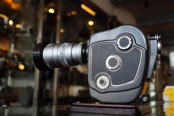 Beaulieu Reflex control 8mm camera w/ Angenieux 6.5-52mm f/1.8