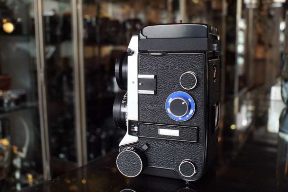 Mamiya C330 Professional F + Sekor 80mm F/2.8 lens blue dot