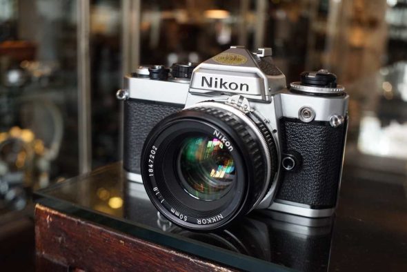 Nikon FE chrome + Nikkor 50mm F/1.8 AI lens