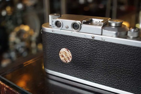 Leica III + Elmar 5cm F/3.5 lens in leather case