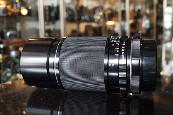 Pentax 6×7 SMC Takumar 300mm F/4 lens