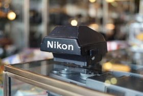 Nikon DE-2 Standard Prism finder for F3