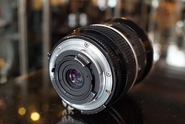 Nikon Zoom-Nikkor 28-45mm f/4.5