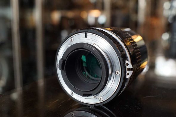 Nikon Nikkor 135mm F/2.8 AI