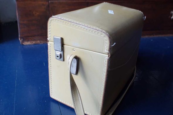 Hasselblad Yellow leather system camera bag