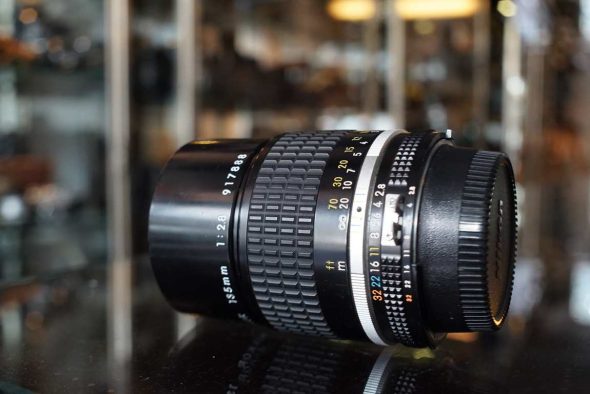 Nikon 135mm F/2.8 AI-S lens