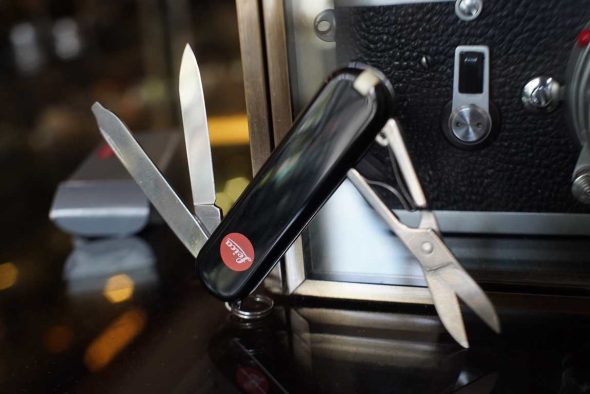 Victorinox Swiss made Leica pocket knife