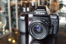 Nikon F-801 + AF Nikkor 28mm f/2.8