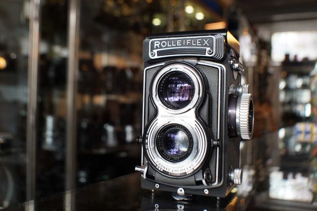 Rolleiflex T black with Tessar 75mm F/3.5 lens, serviced