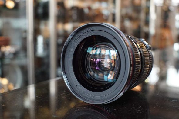 Canon FD 24-35mm F/3.5L nFD lens