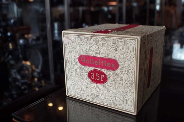 Rolleiflex 3.5F packaging, empty box