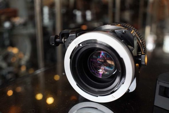 Canon TS 35mm F/2.8 SSC tilt & shift FD lens, in case + acc.