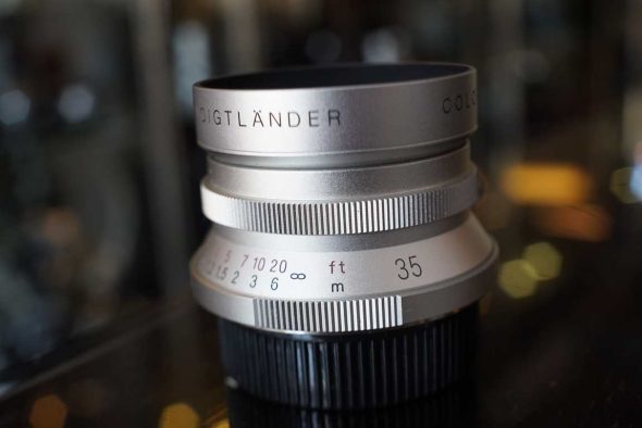 Voigtlander 35mm F/2.5 MC LTM lens in chrome