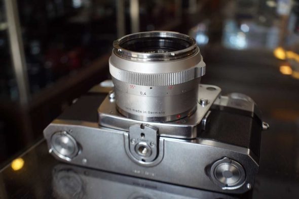 Contarex Bulls-Eye w/ Carl Zeiss Planar 50mm f/2 lens