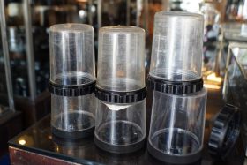 Lot of 6x Leica lens containers. plastic. Most M, 1x R