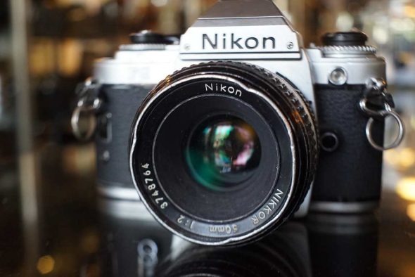 Nikon FG silver + 50mm F/2, very worn, OUTLET