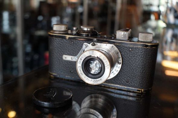 Leica I (model A) black + Elmar 3.5 / 5cm lens
