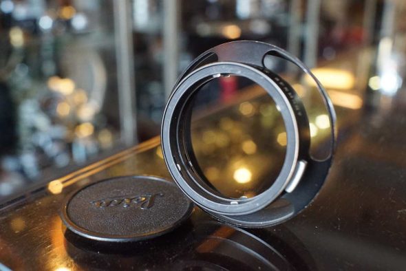 Leica 12586 lens hood for the Summilux 1:1.4 / 50mm M lens