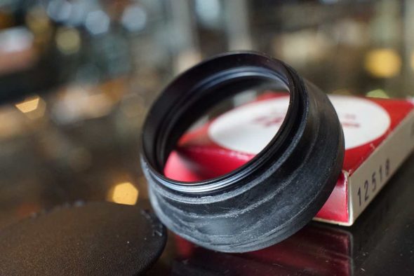 Leica Leitz 12518 lens hood + cap for Summicron-C 2 / 40mm