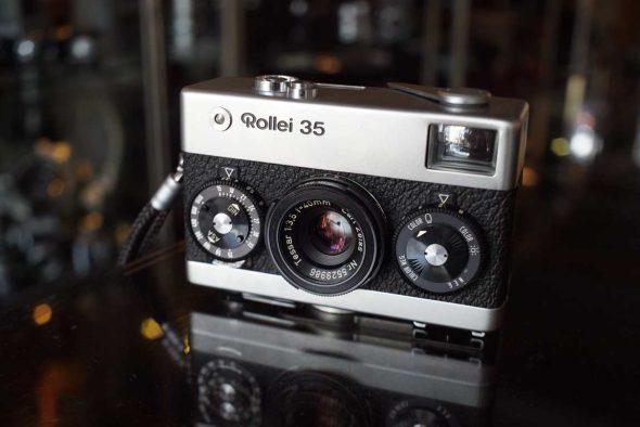 Rollei 35 silver w/ Tessar 35mm f/3.5