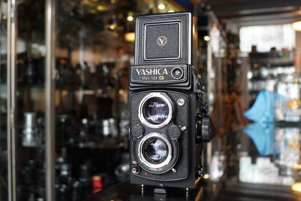 Yashica Mat-124G TLR with 80mm F/3.5 lens