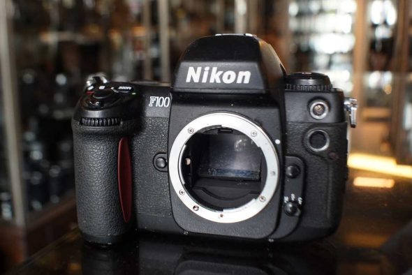 Nikon F100 body, OUTLET