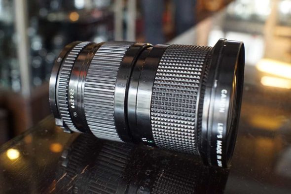Canon FD 35-105mm f/3.5 Zoom lens