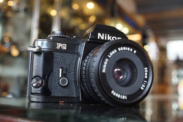 Nikon FG black with E 35mm f/2.5 AIS