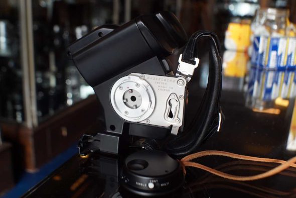 Hasselblad Winder CW for 503CW with leather grip and remote