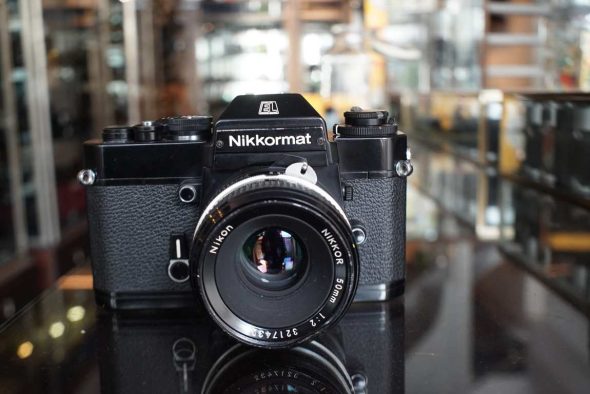 Nikon Nikkormat EL + Nikkor 50mm F/2 lens