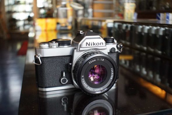 Nikon FM chrome + E series 50mm F/1.8