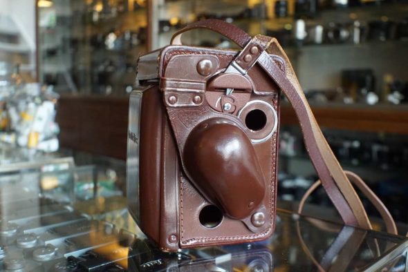 Rolleiflex T leather case + strap + meter cover + hood