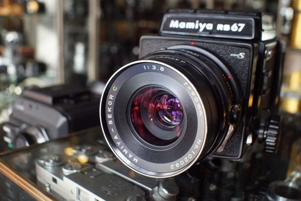 Mamiya RB67 Pro S + 3.8 / 90mm