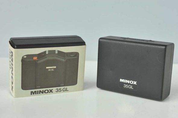 Lot of 5 Minox 35 cameras, 35GL, 35GT and 35GT-E