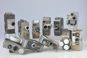 Lot of 11x 8mm movie cameras.