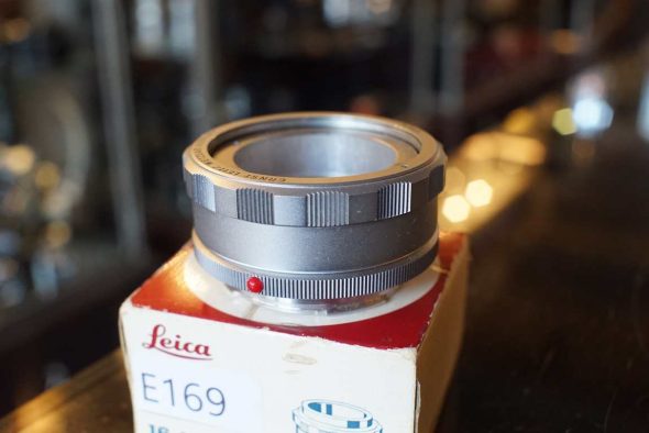 Leica 16464K Focusing Mount Chrome, boxed